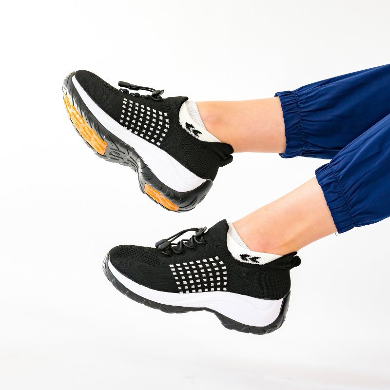 Scarpe ortopediche da passeggio da donna con vestibilità elasticizzata e supporto ammortizzato