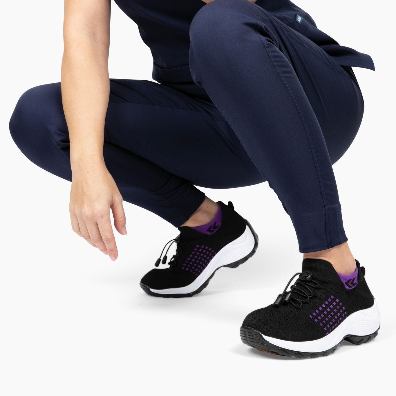 Scarpe ortopediche da passeggio da donna con vestibilità elasticizzata e supporto ammortizzato