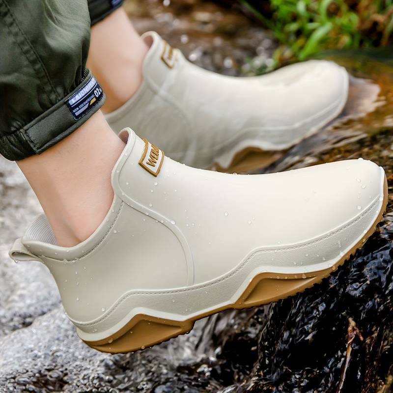 Patience - Women's Winter Boots with a Buckle Strap