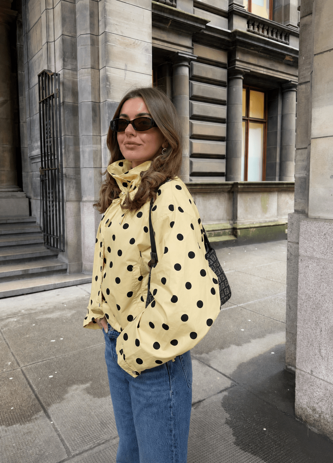 Philomena - Women's Jacket with Polka Dot Print and Puff Sleeves - photo 4