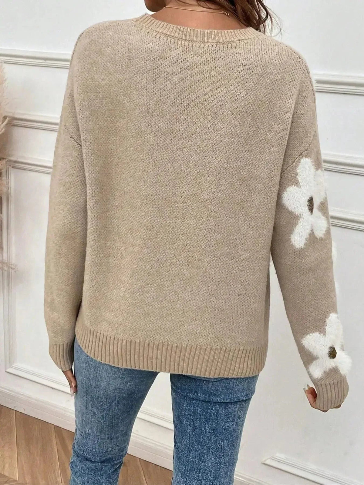 Pierrette - Women's Knitted Jumper with Floral Print and Roll Neck - photo 3
