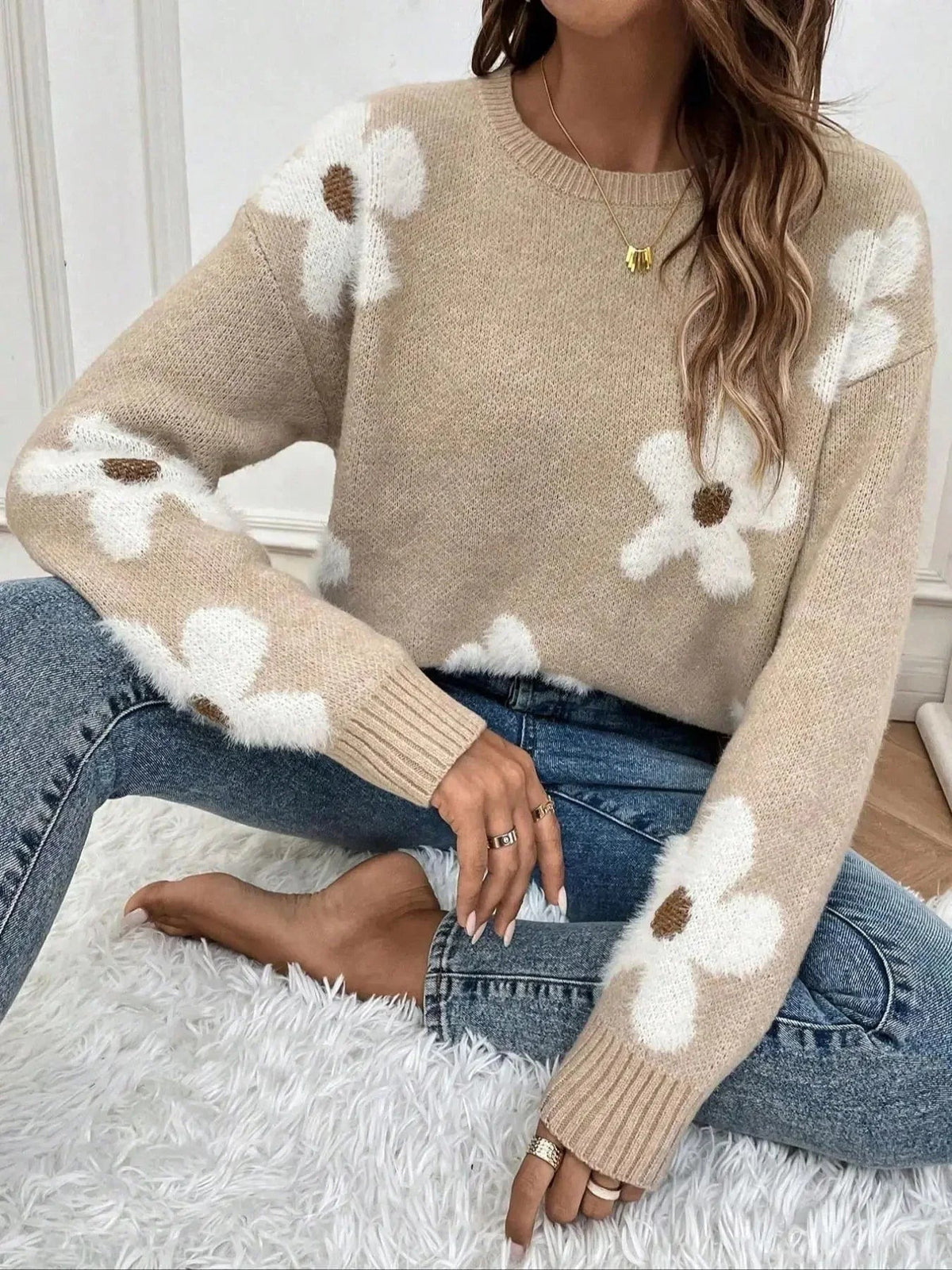 Pierrette - Women's Knitted Jumper with Floral Print and Roll Neck - photo 4