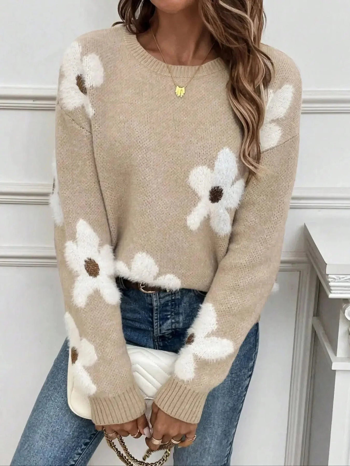 Pierrette - Women's Knitted Jumper with Floral Print and Roll Neck - photo 5