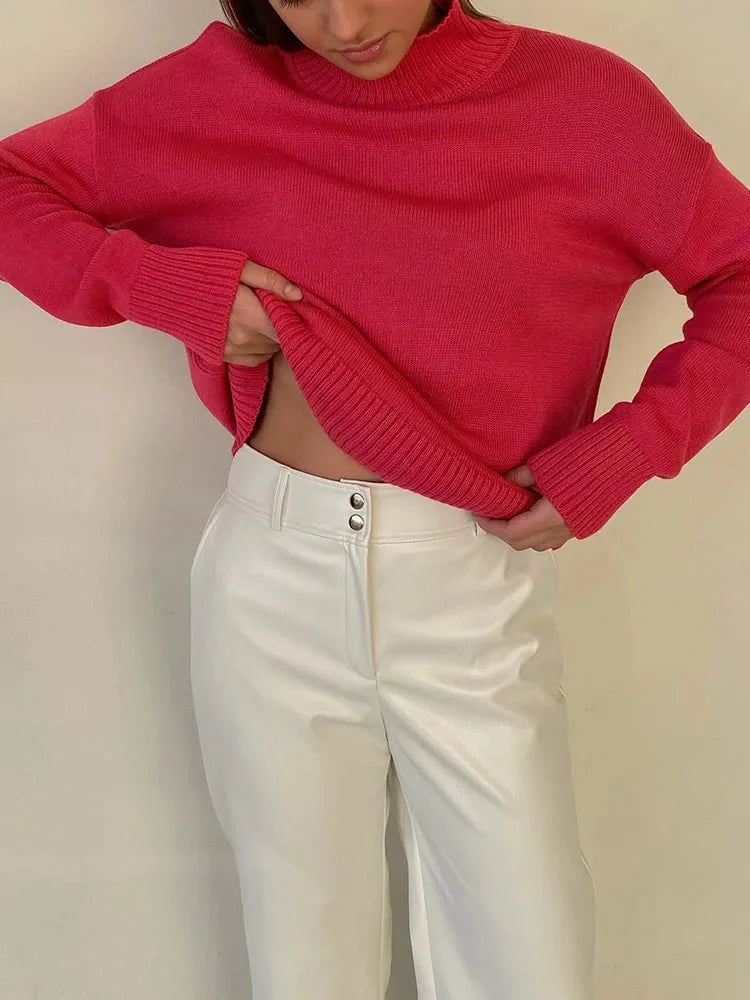Zelda - Women's comfortable long-sleeved turtleneck sweater - photo 5