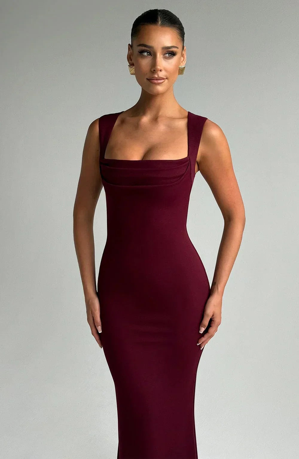 Marian - Women's Sleeveless Maxi Dress with Square Neck - photo 2