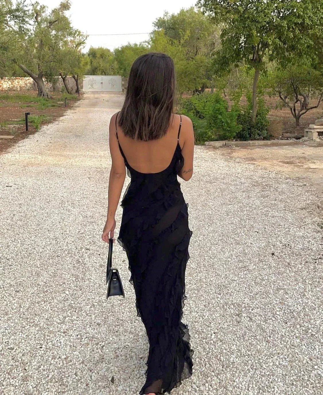 Ophelia - Women's long evening dress with straps and ruffles - photo 27