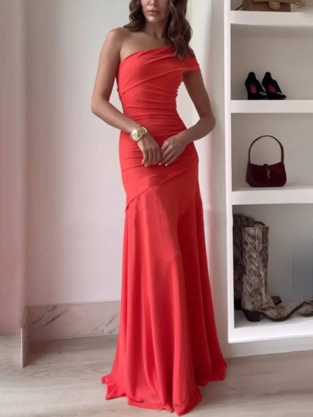 Women's asymmetrical ruched Maxi dress for elegant evening - photo 4