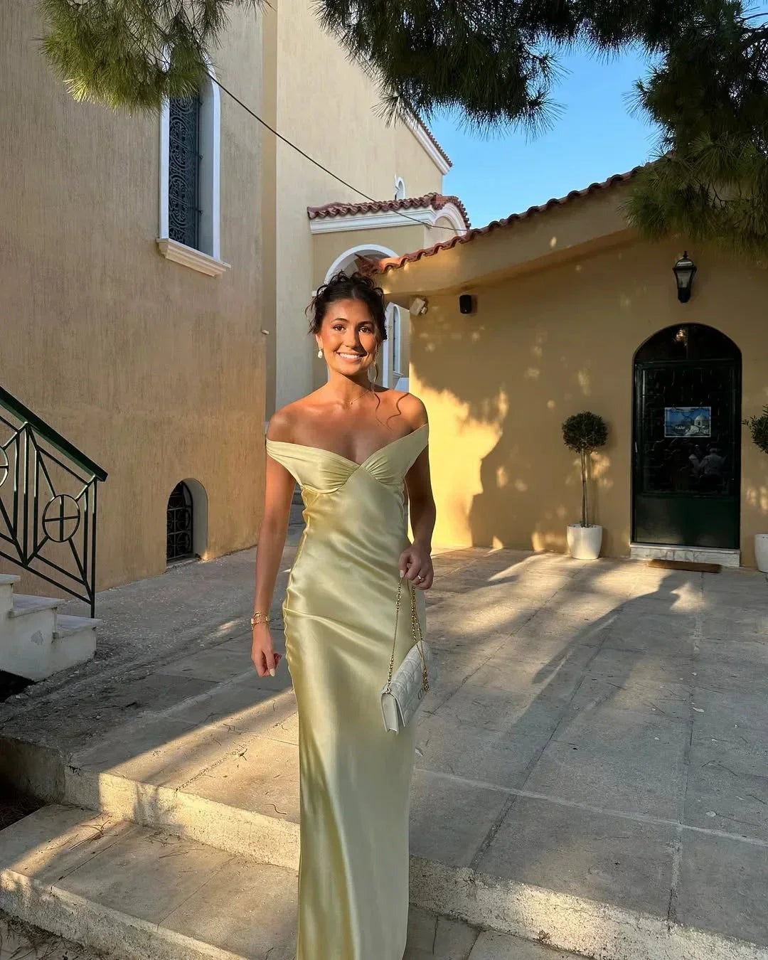 Felicity - Long yellow satin off-the-shoulder evening dress - photo 4