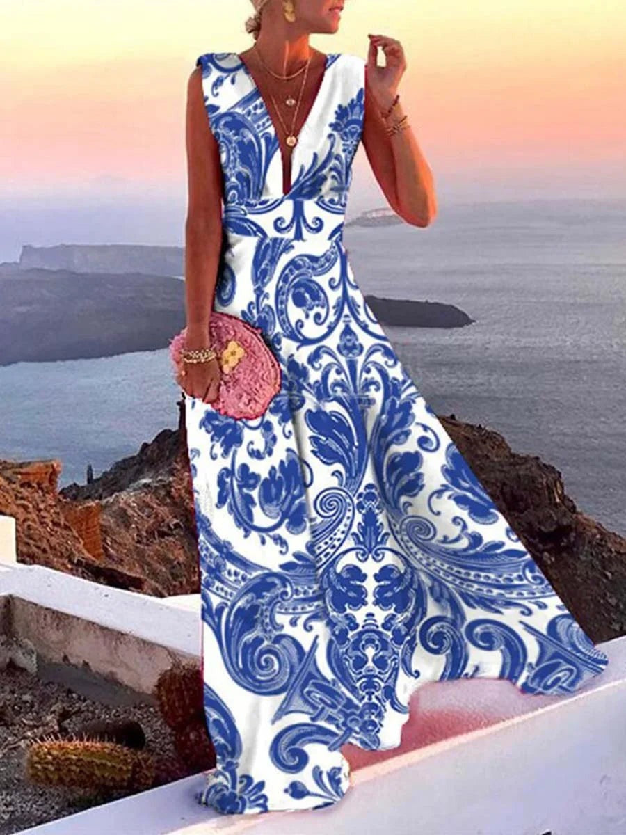 Vanessa - Women's long backless dress with flared V-neck - photo 4