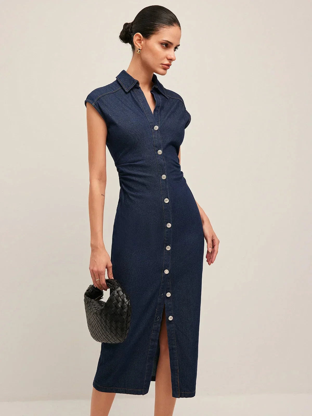 Penelope - Women's Dark blue denim midi dress with button-down V-neck and sleeveless design for the office in summer - photo 4
