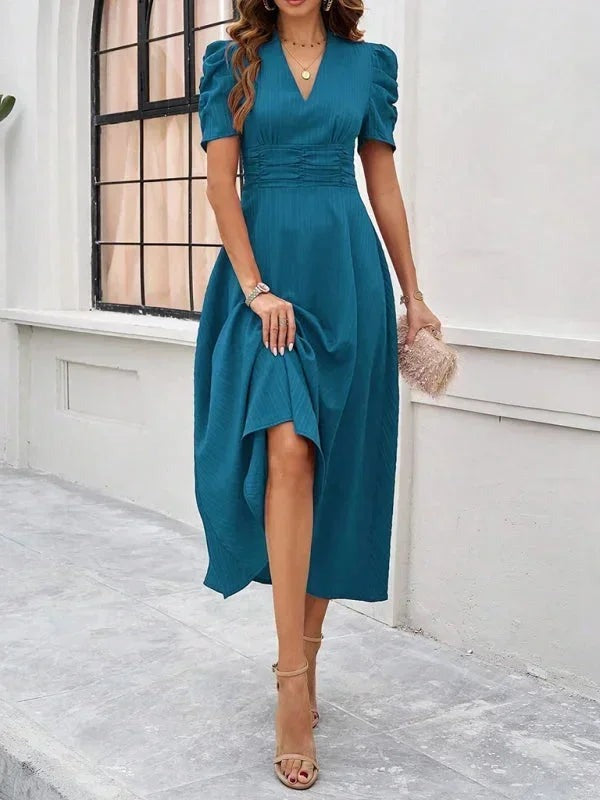 Phoebe - Women's midi dress with V-neck and puff sleeves - photo 23