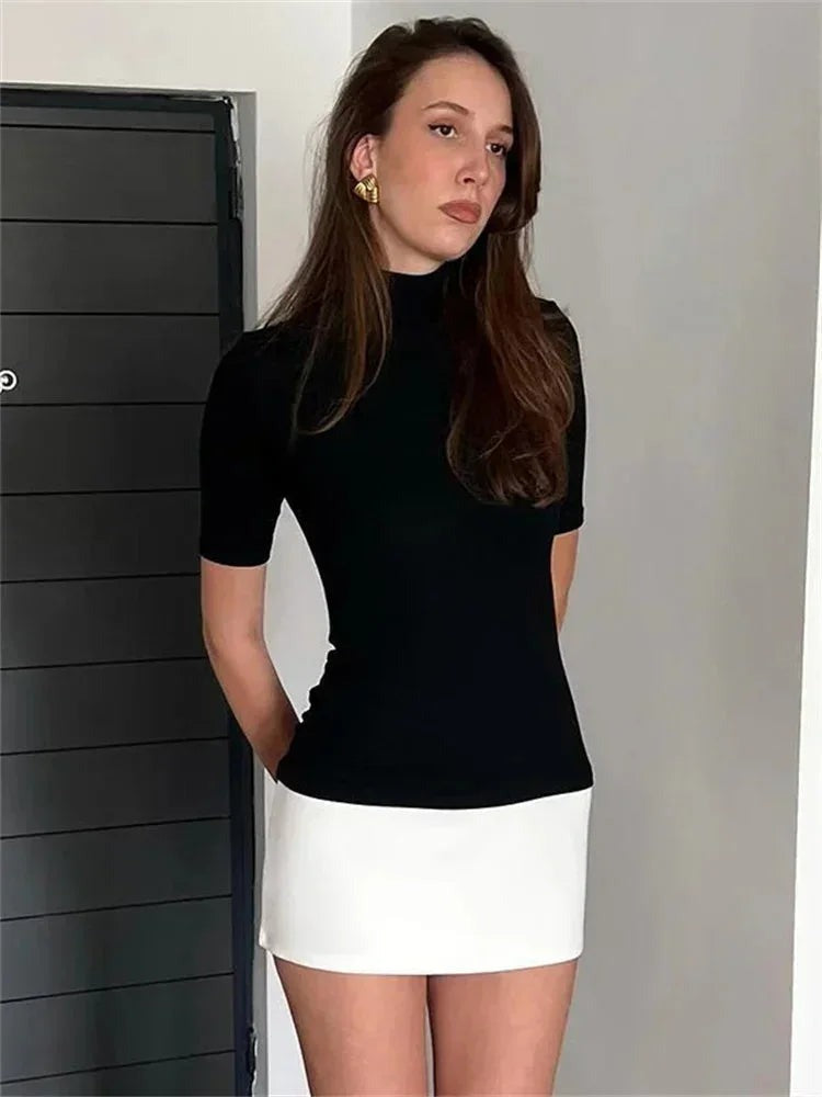 Charlotte - Women's short two-tone dress with turtleneck and short sleeves - photo 4