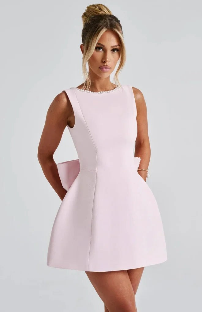 Noelle - Women's short backless dress with beaded accent and bow - photo 4