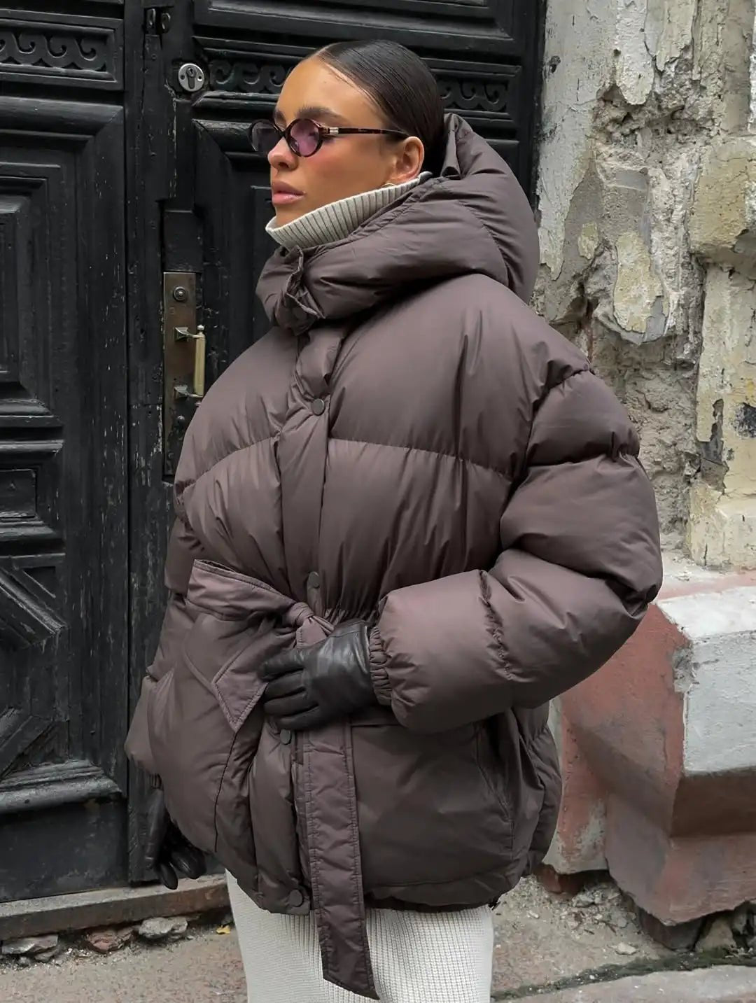 Rosemonde - Women's Coat with Lace Trim and Hood - photo 3