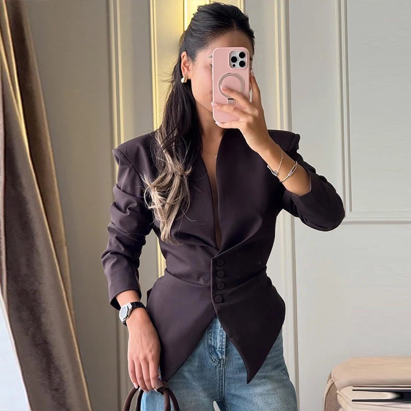 Venetia - Women's Relaxed Blazer with Pleats and V-Neck - photo 5