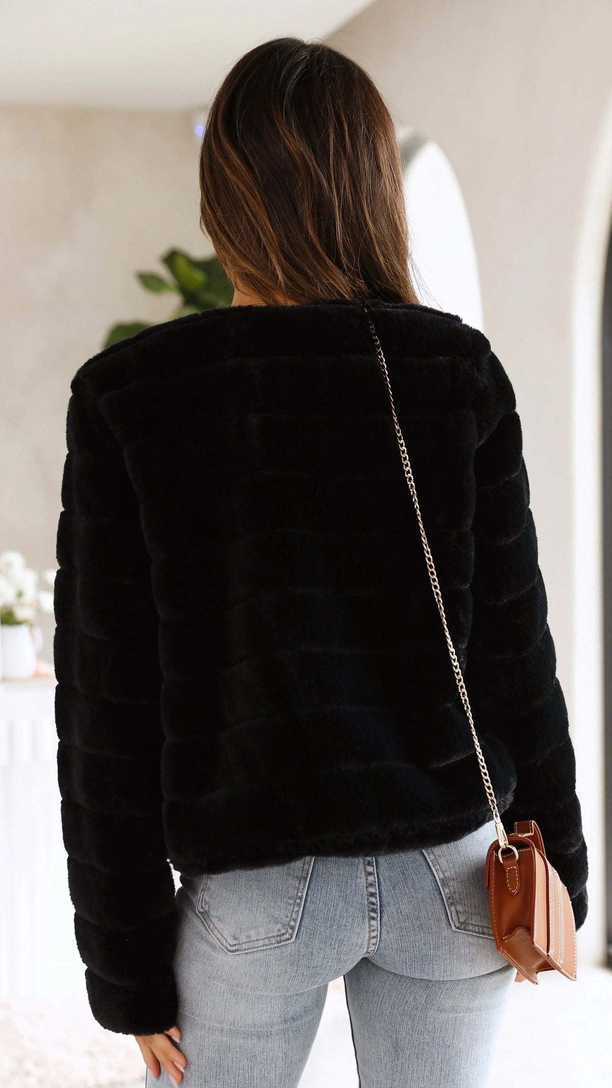 Camila - Women's short faux fur jacket with open collar - photo 15
