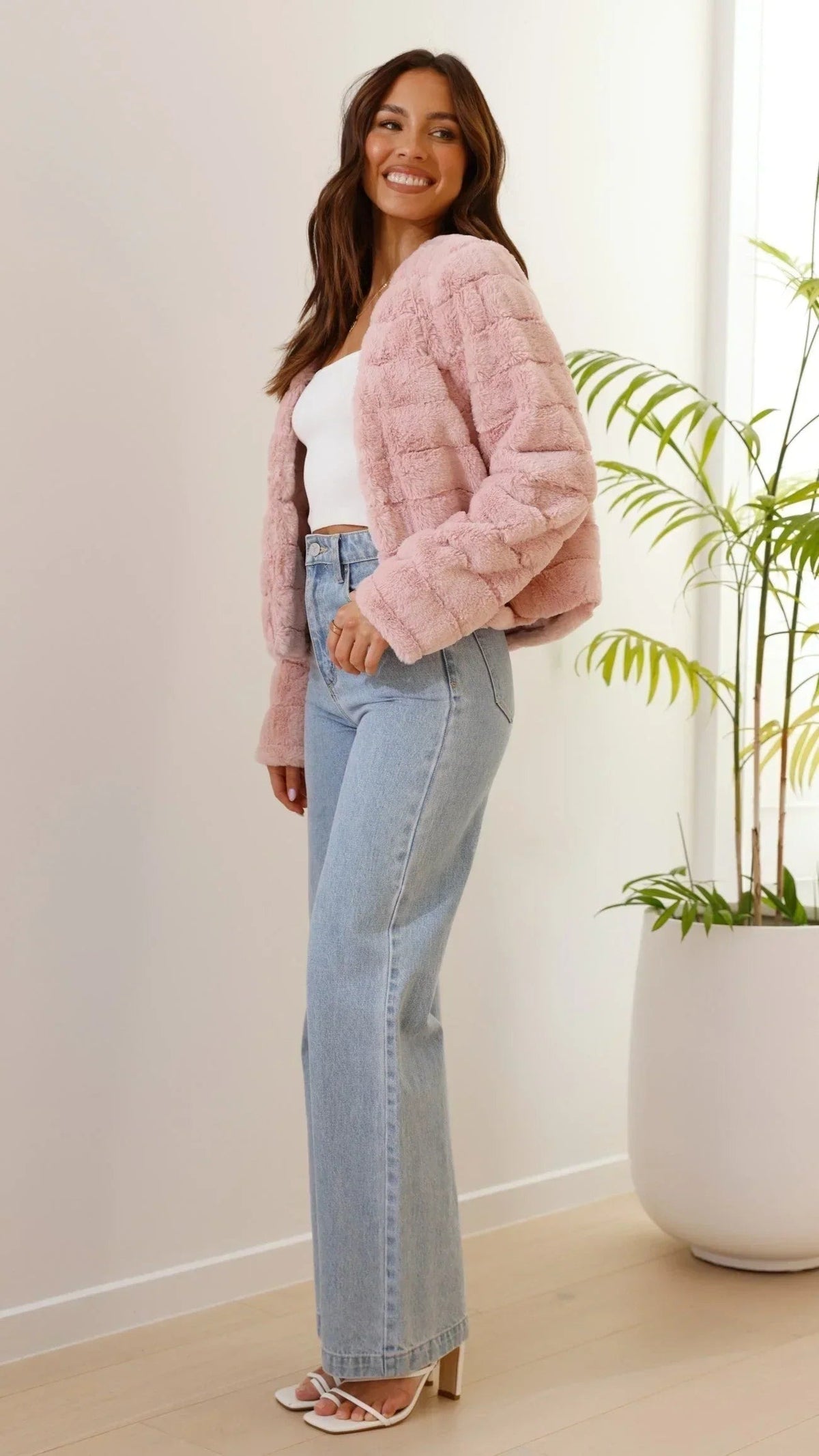 Camila - Women's Short Faux Fur Jacket with Open Collar