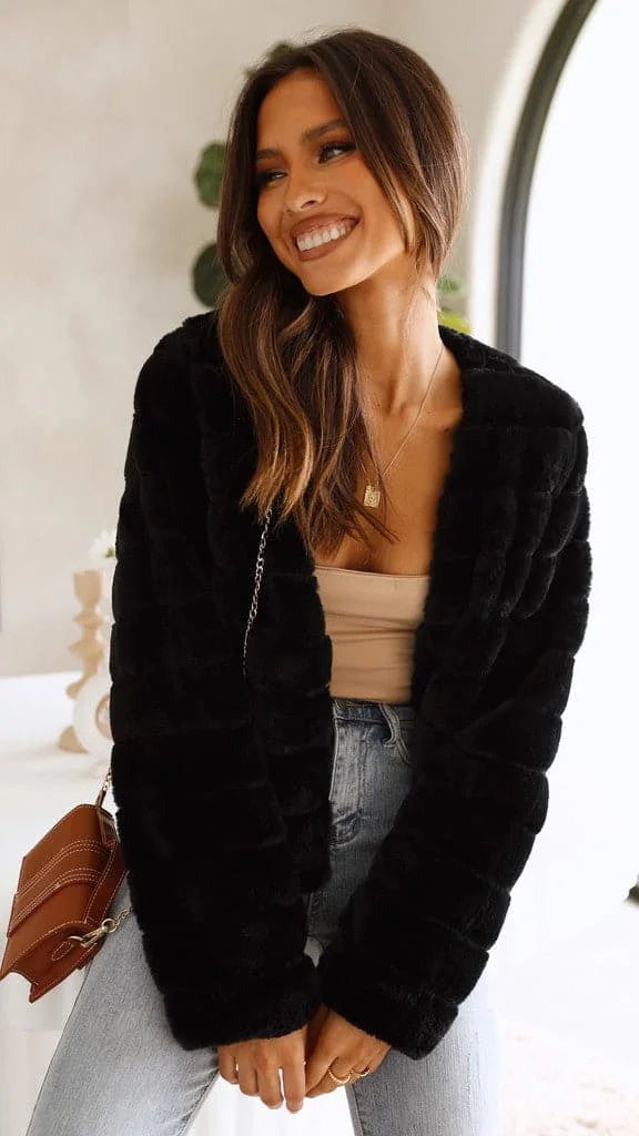 Camila - Women's short faux fur jacket with open collar - photo 14