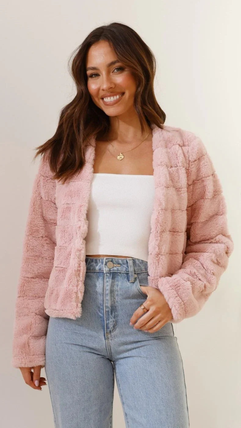 Camila - Women's short faux fur jacket with open collar - photo 27