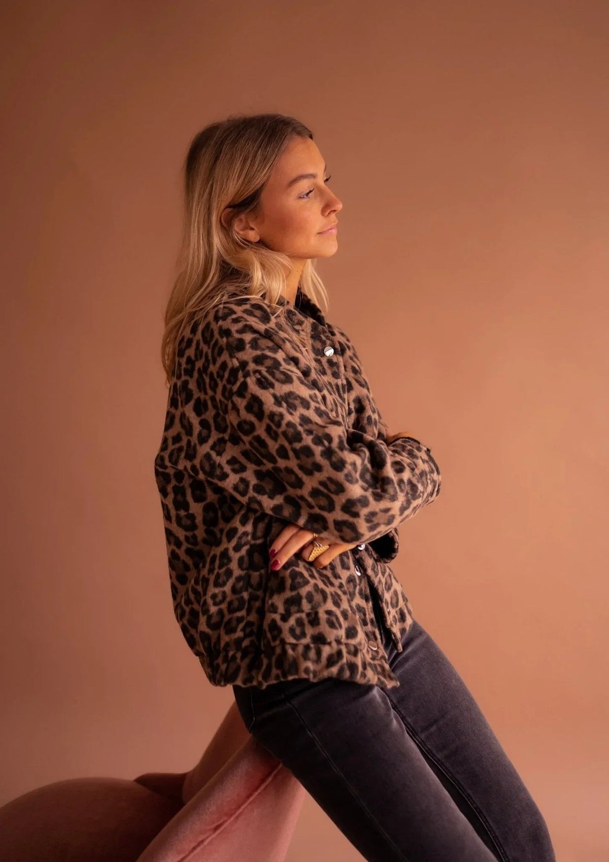 Edith - Women's leopard print jacket with snap buttons - photo 6