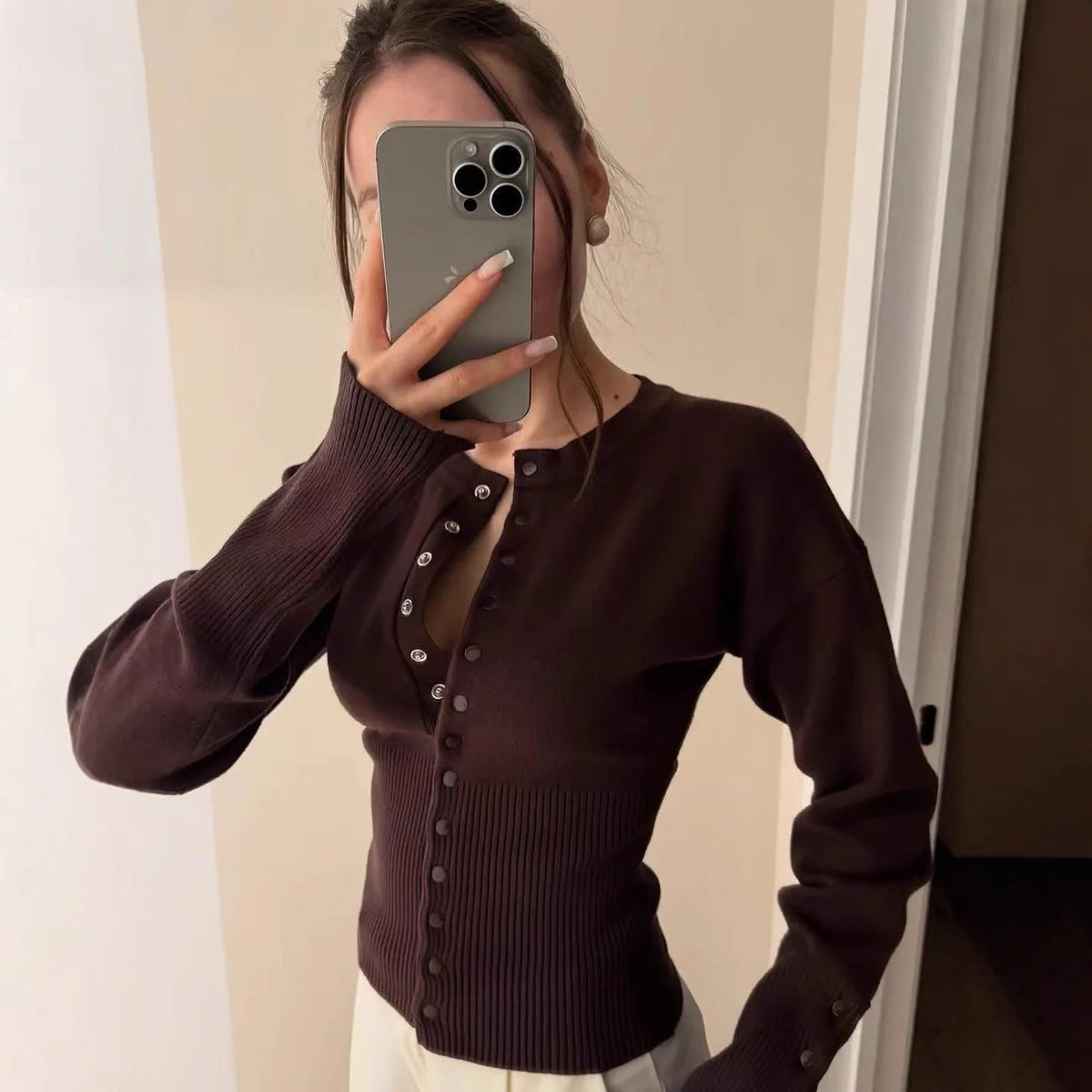 Winsome - Women's Slim-Fit Cardigan with Button Front in Dark Brown