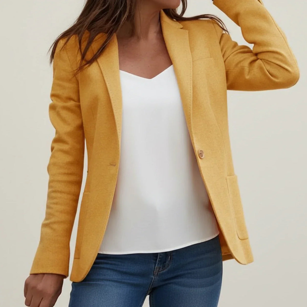 Jarmila - Women's Blazer with Notch Lapels and Hip Pockets