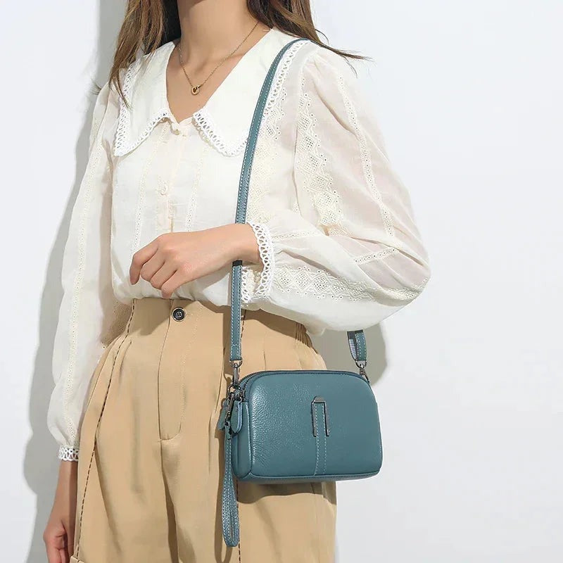 Gwenda - Women's Leather Shoulder Bag with Double Zip