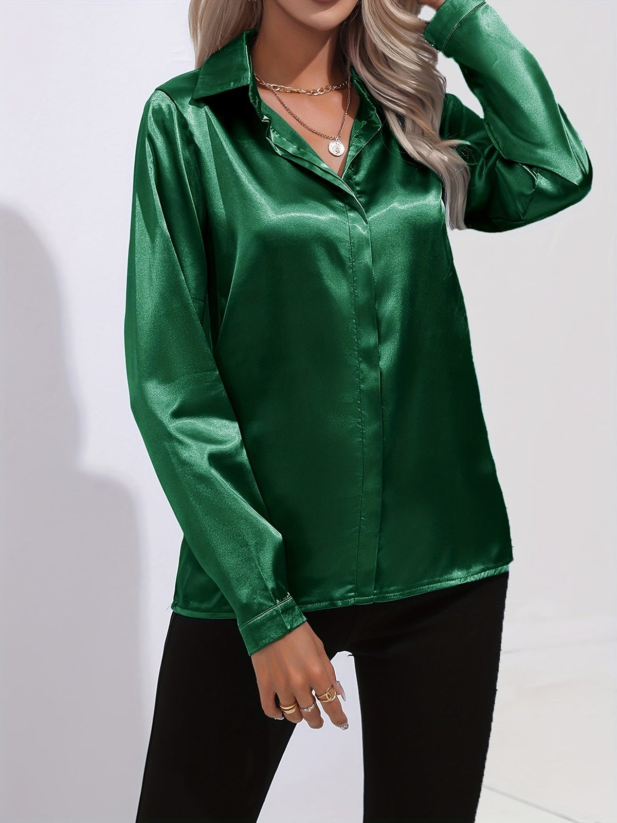Women's Zariah - Elegant Satin Blouse in Chic Style