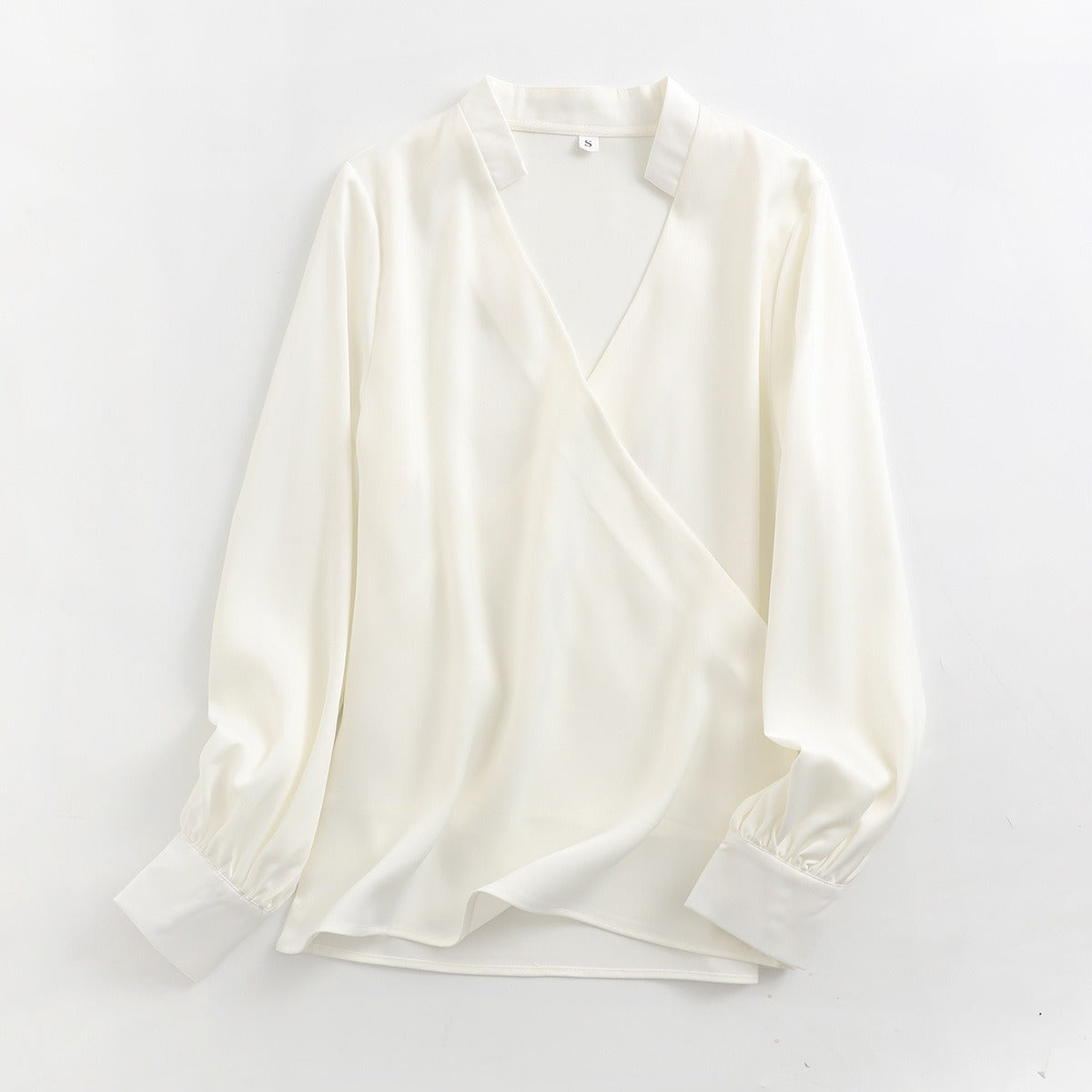 Yasmin - Women's V-neck blouse with fitted long sleeves - White