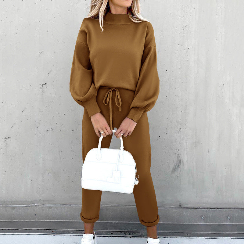 Women's Two-Piece Loungewear Set for Autumn Days